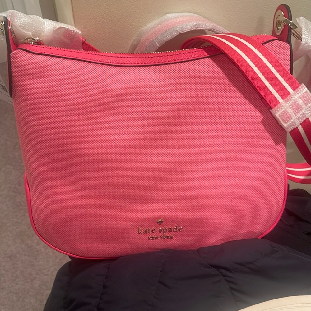 Kate Spade crossbody brand new with tags. Never used